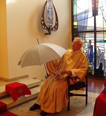 Pater Karl Fox beim Goldenen Priesterjubilum am 26. September 2013 in St. Monika