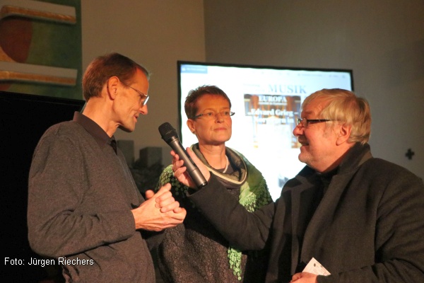 Winfried Dahn (r.) im Gesprch mit Christian Dring und Monika Dring-Brucks (v.l.)