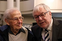 Walter Lobenstein mit Winfried Dahn (r. / Foto: Thilo Wendel)