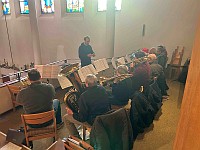 Der Posaunenchor auf der Orgelempore (Foto: Winfried Dahn)